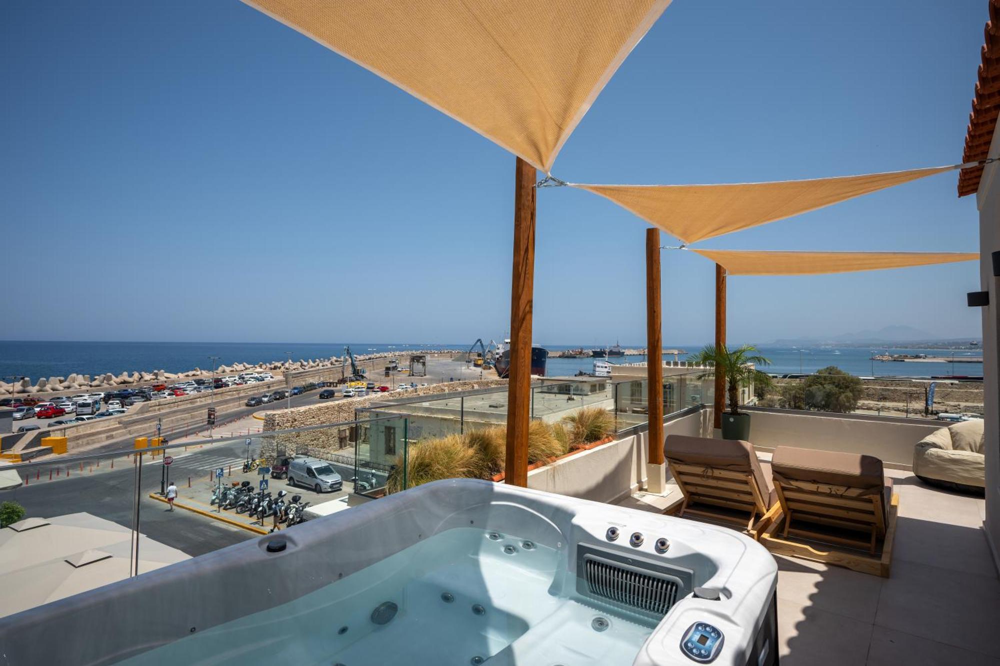 Rettimo Suites, Experience Luxury In The Heart Of Rethymno Екстериор снимка