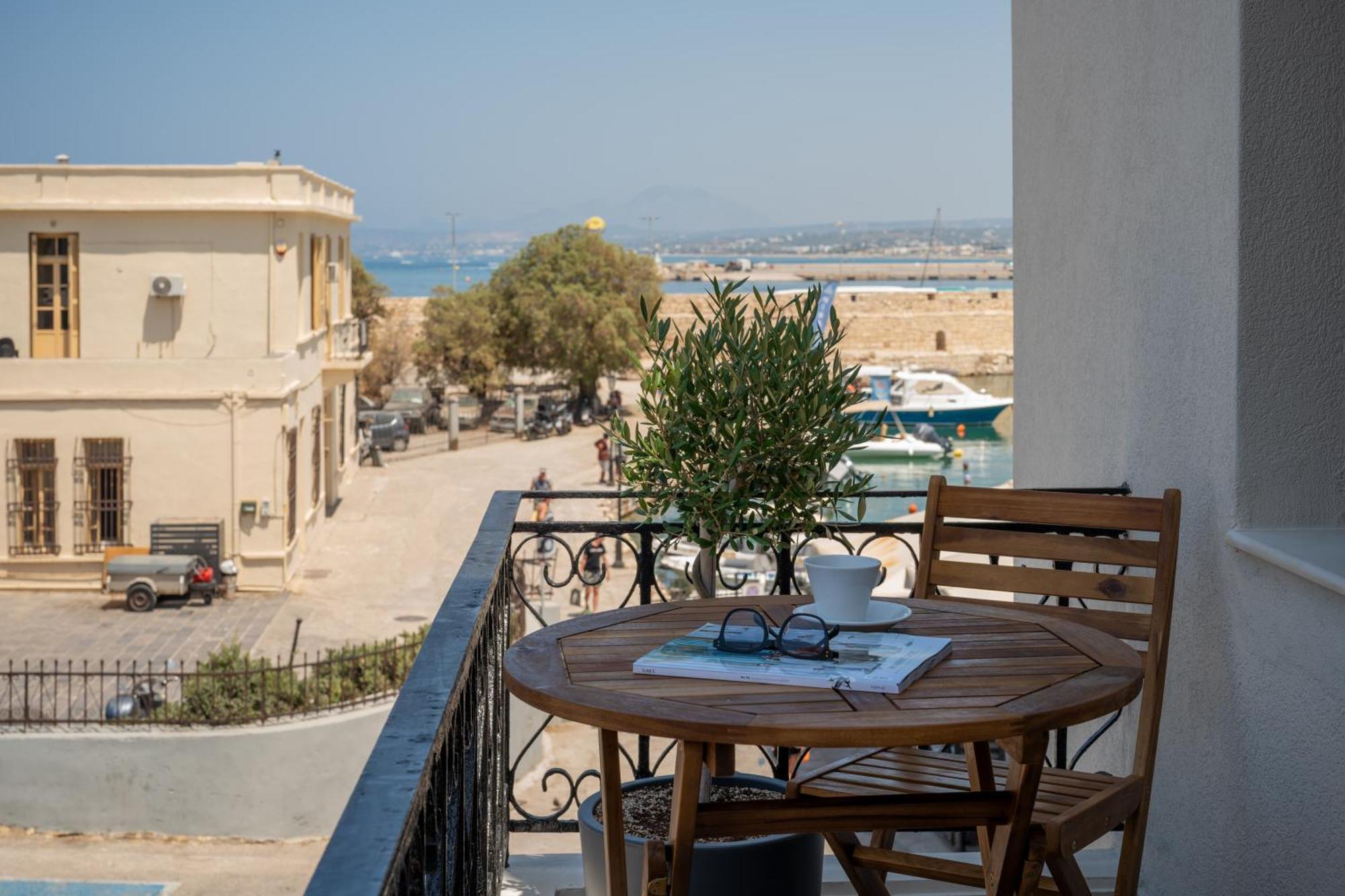 Rettimo Suites, Experience Luxury In The Heart Of Rethymno Екстериор снимка