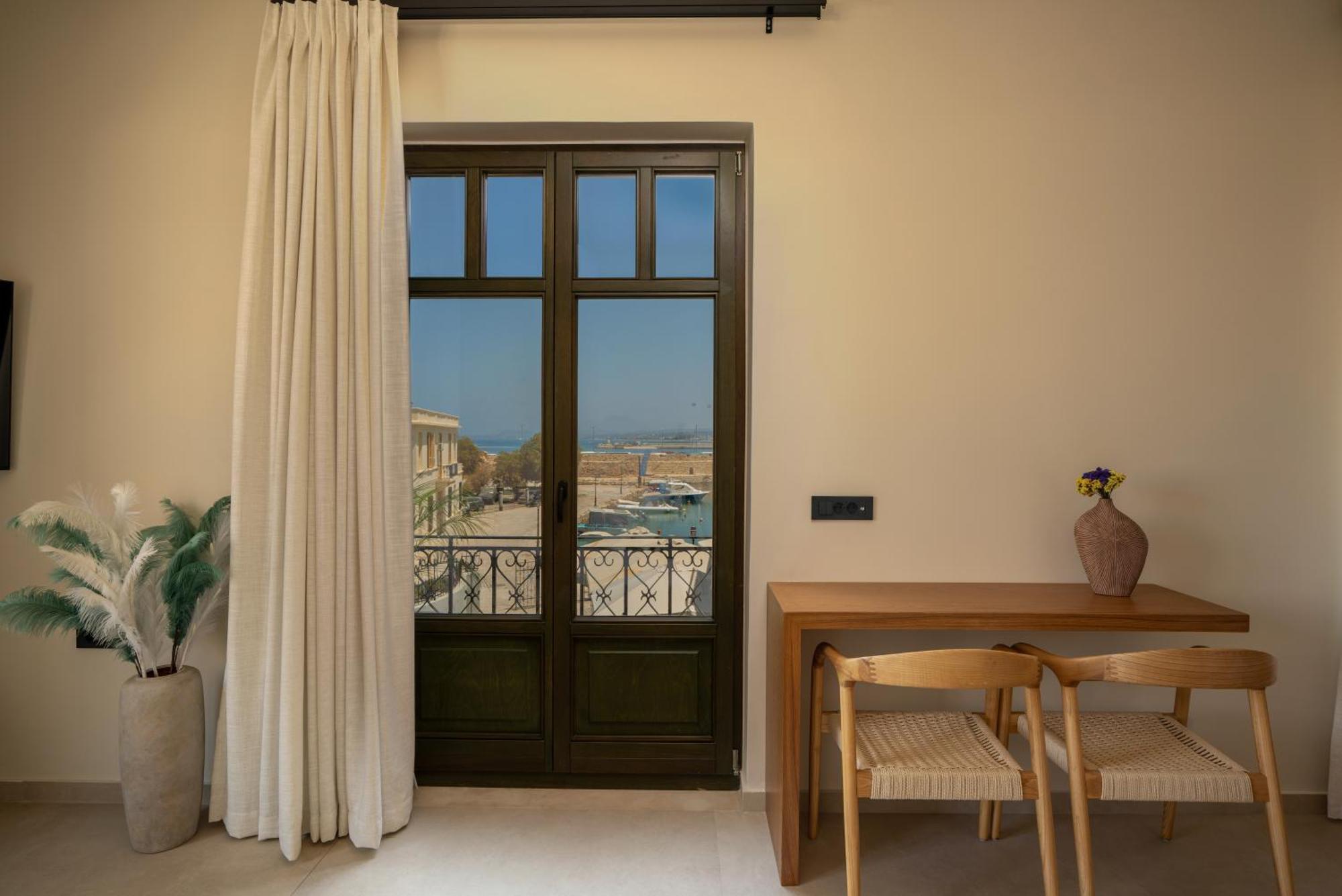 Rettimo Suites, Experience Luxury In The Heart Of Rethymno Екстериор снимка
